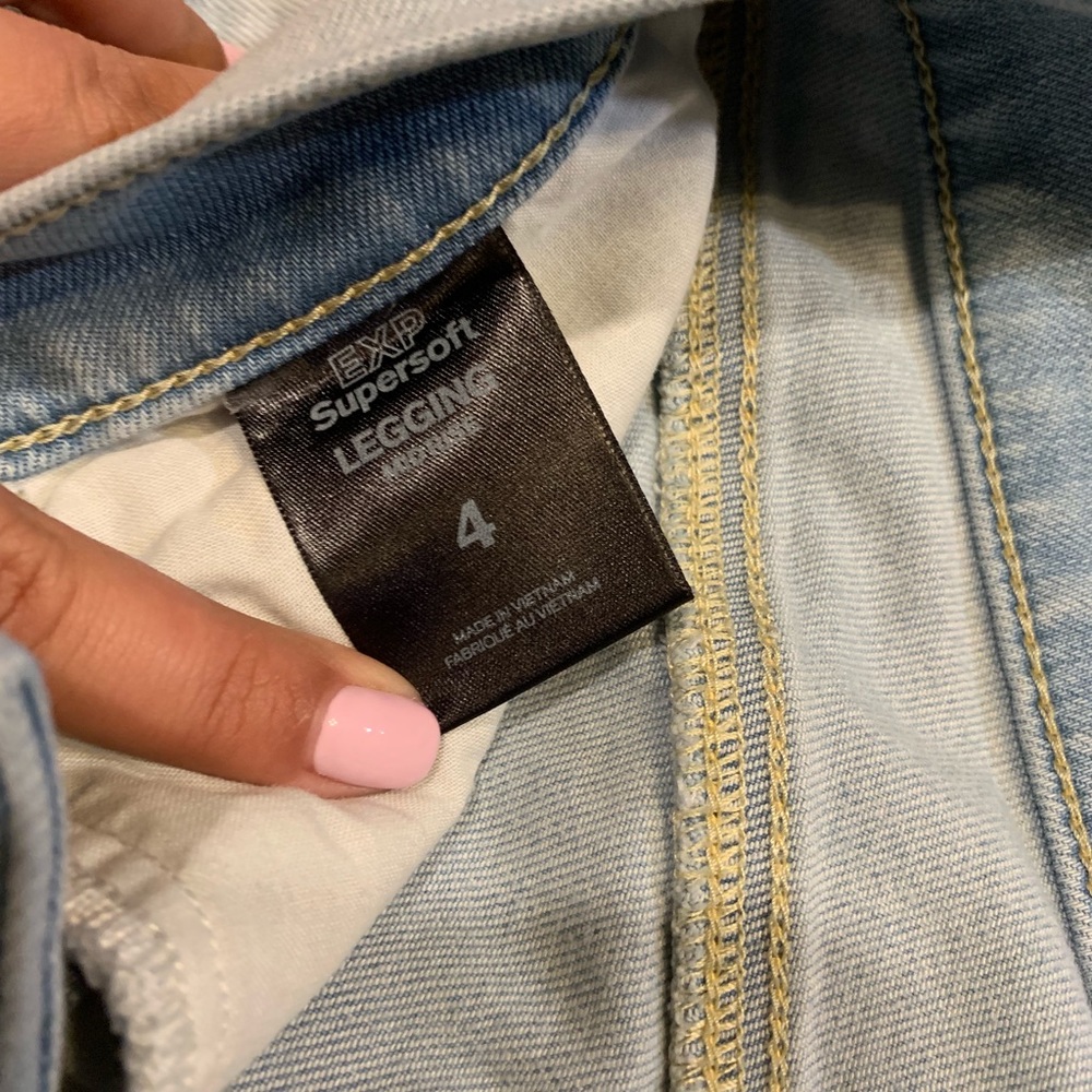 Express Jeans - Picture 3 of 3